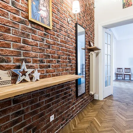 Native Batorego 7- Bardzo Ciche I Spokojne Miejsce