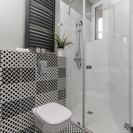 Native Batorego 7- Bardzo Ciche I Spokojne Miejsce *