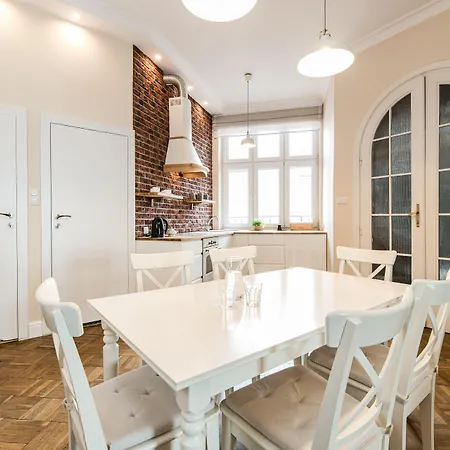 Native Batorego 7- Bardzo Ciche I Spokojne Miejsce Apartamento